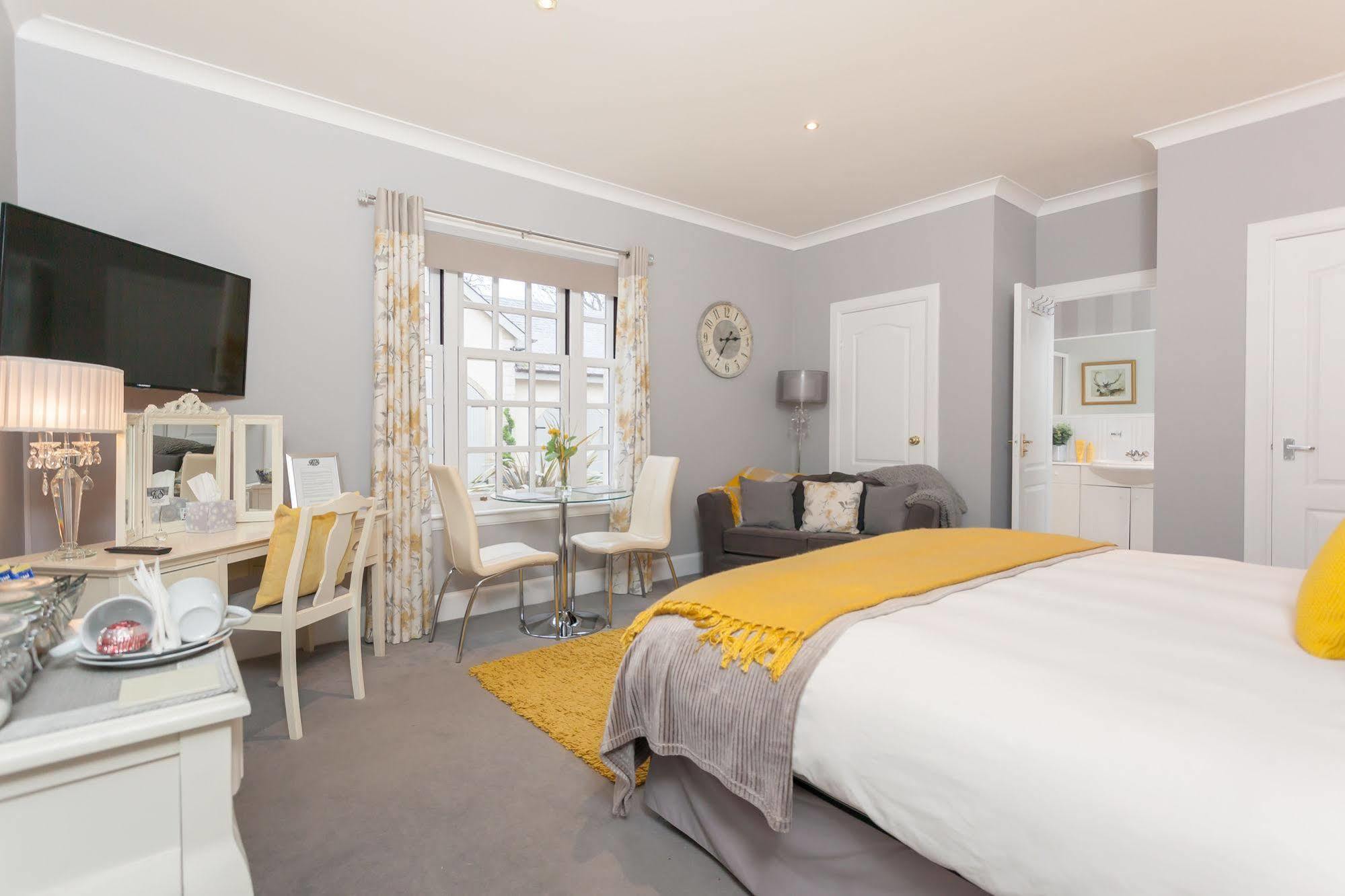 Kellerstain Stables B & B เอดินบะระ ภายนอก รูปภาพ
